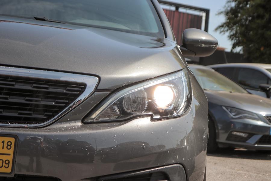 peugeot-308-sw-2018-diesel-1499cc