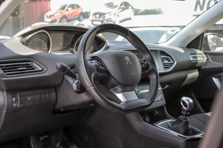 peugeot-308-sw-2018-diesel-1499cc