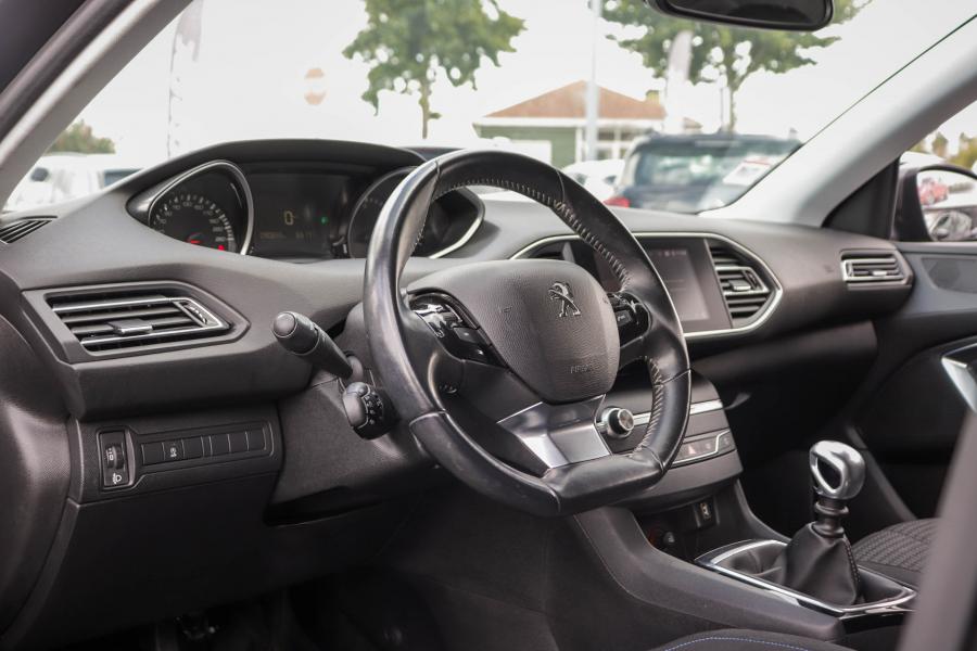 peugeot-308-sw-2019-diesel-1499cc