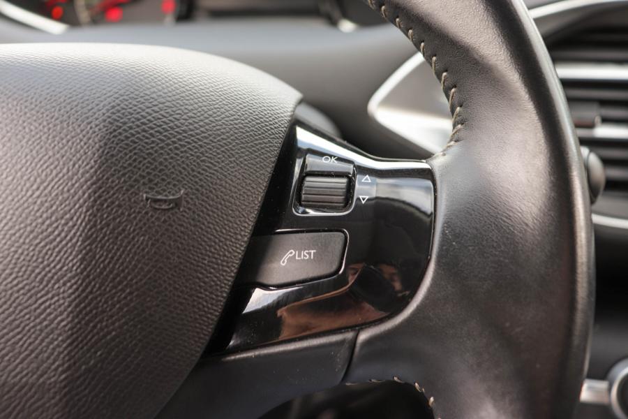 peugeot-308-sw-2019-diesel-1499cc