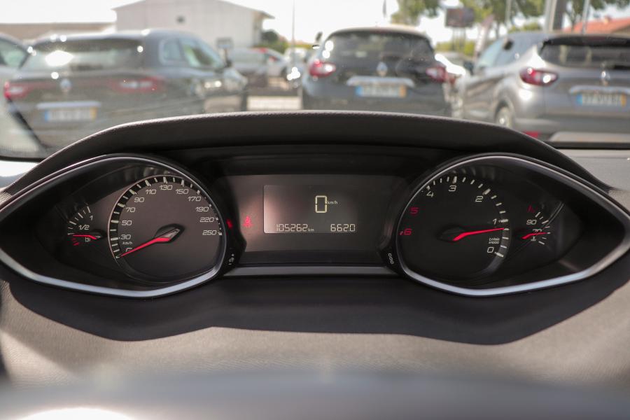 peugeot-308-sw-2018-diesel-1499cc