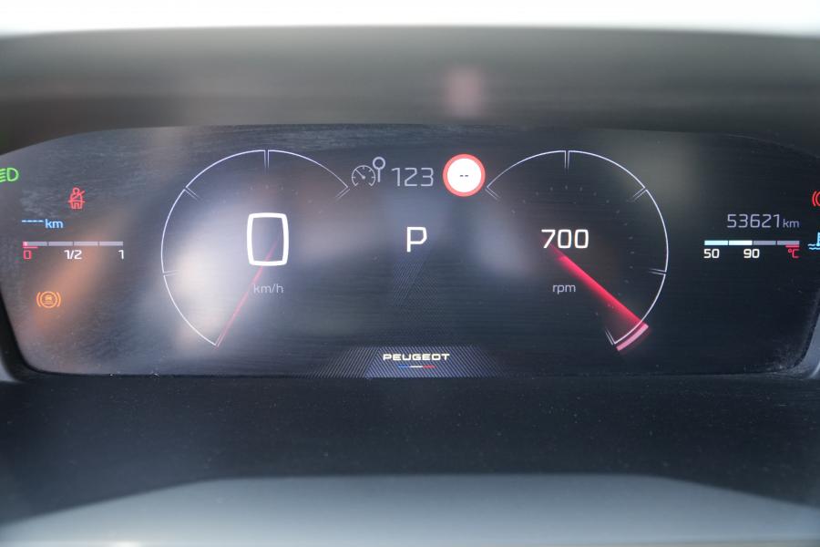 peugeot-2008-2024-gasolina-1199cc