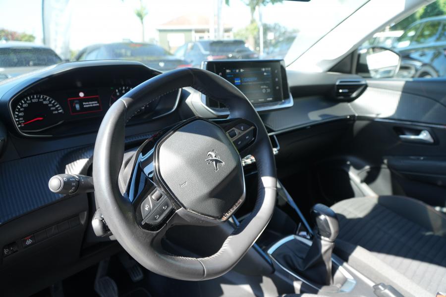 peugeot-208-2022-gasolina-1199cc