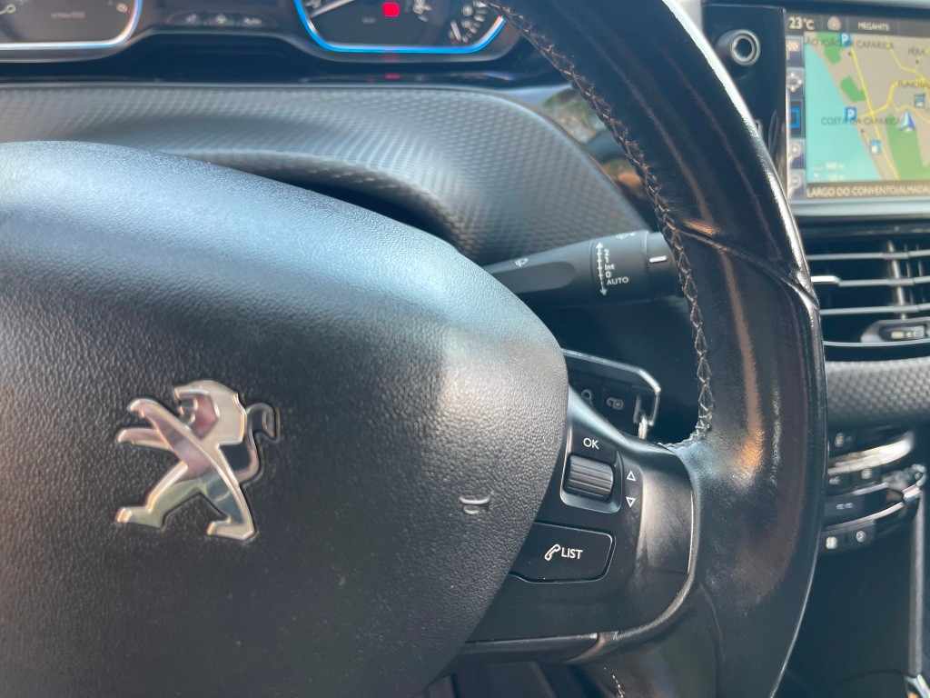 peugeot-2008-1-6-e-hdi-2015-diesel-1560cc
