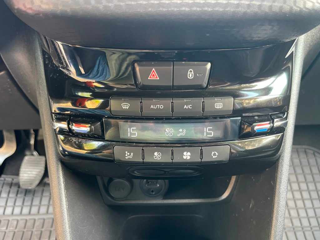 peugeot-2008-1-6-e-hdi-2015-diesel-1560cc