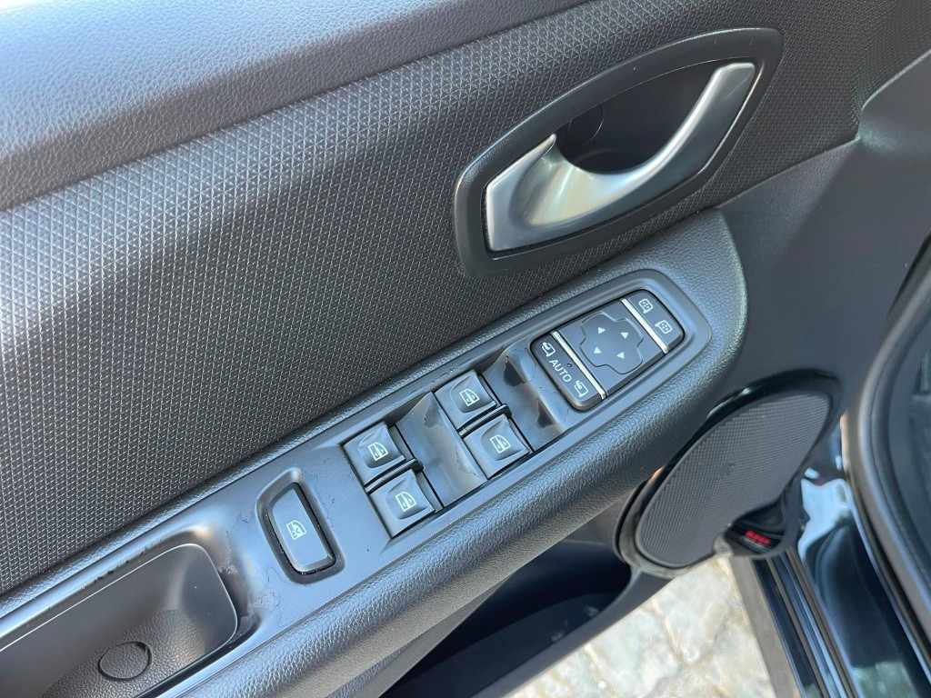 renault-clio-0-9-tce-2019-gasolina-898cc