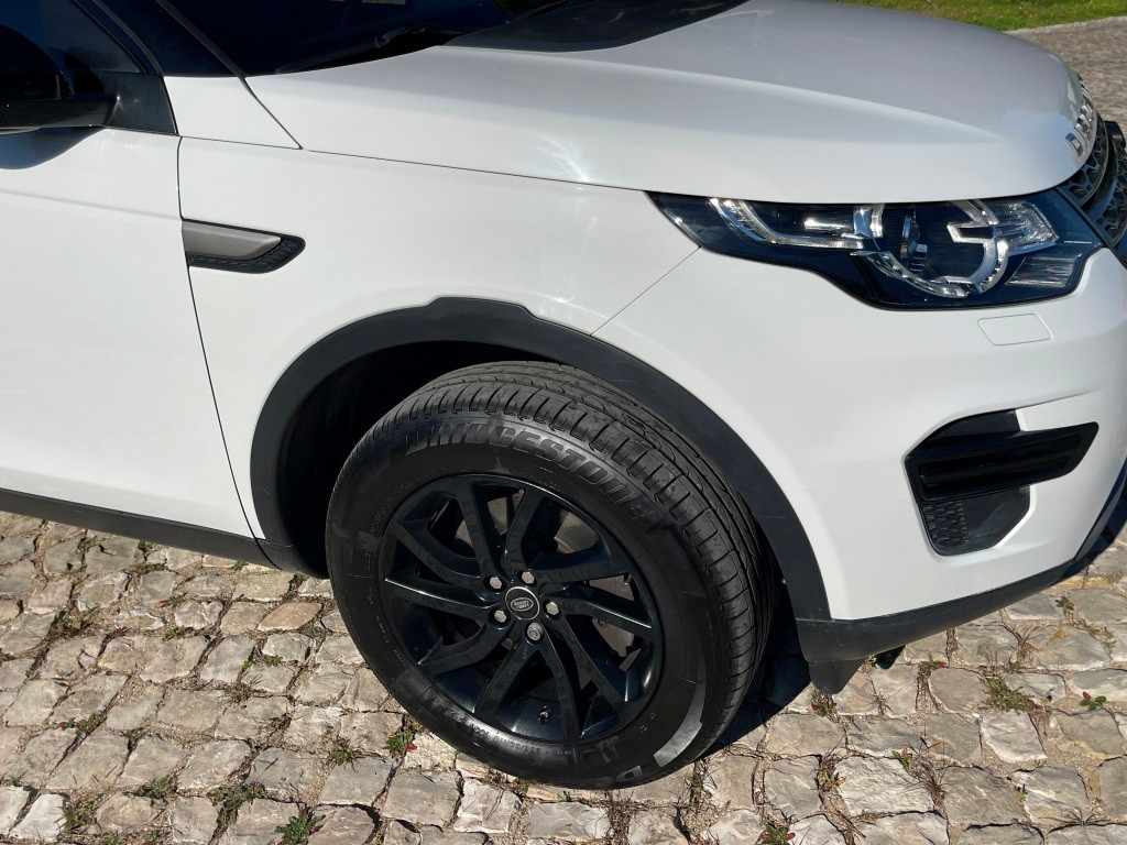 land-rover-discovery-sport-2-0-td4-2018-diesel-1999cc