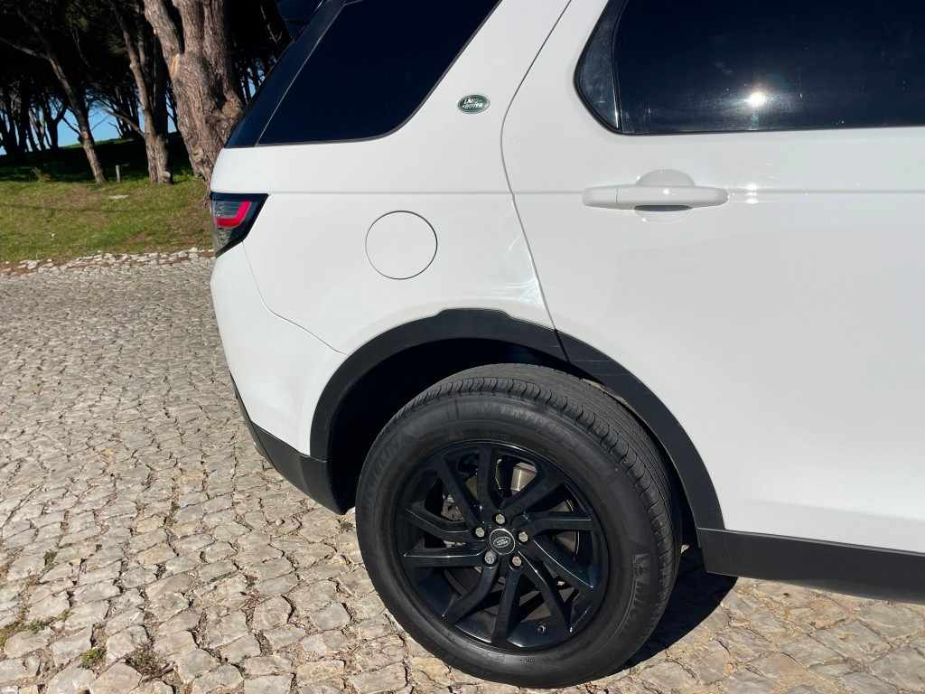 land-rover-discovery-sport-2-0-td4-2018-diesel-1999cc