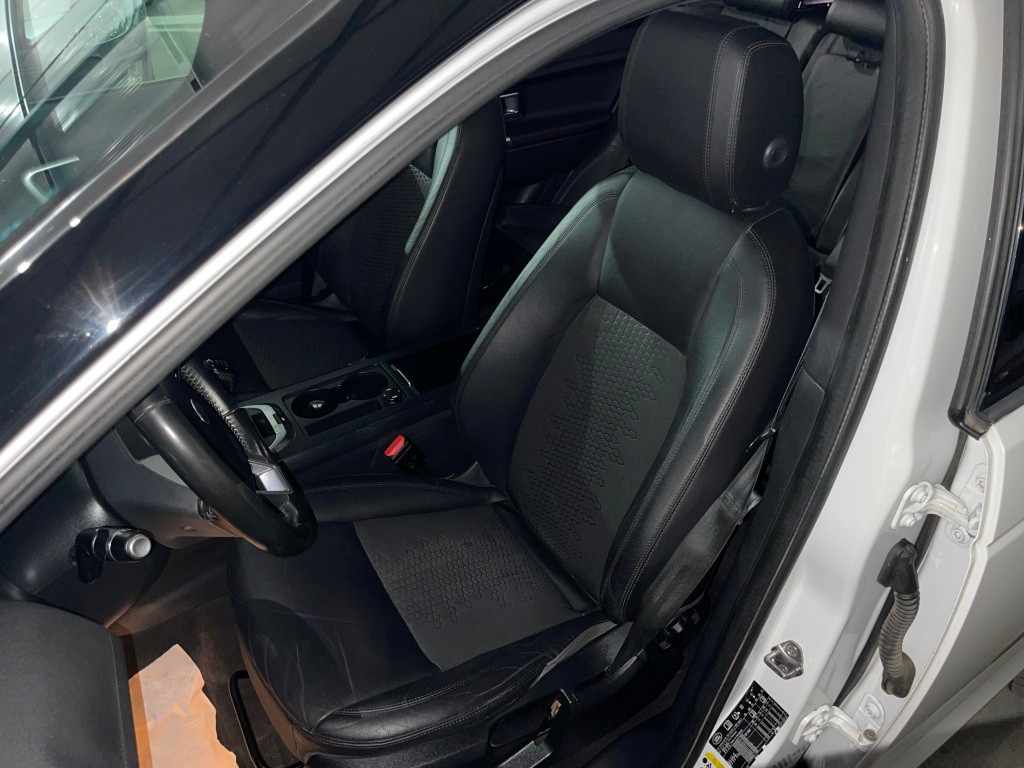 land-rover-discovery-sport-2-0-td4-2018-diesel-1999cc
