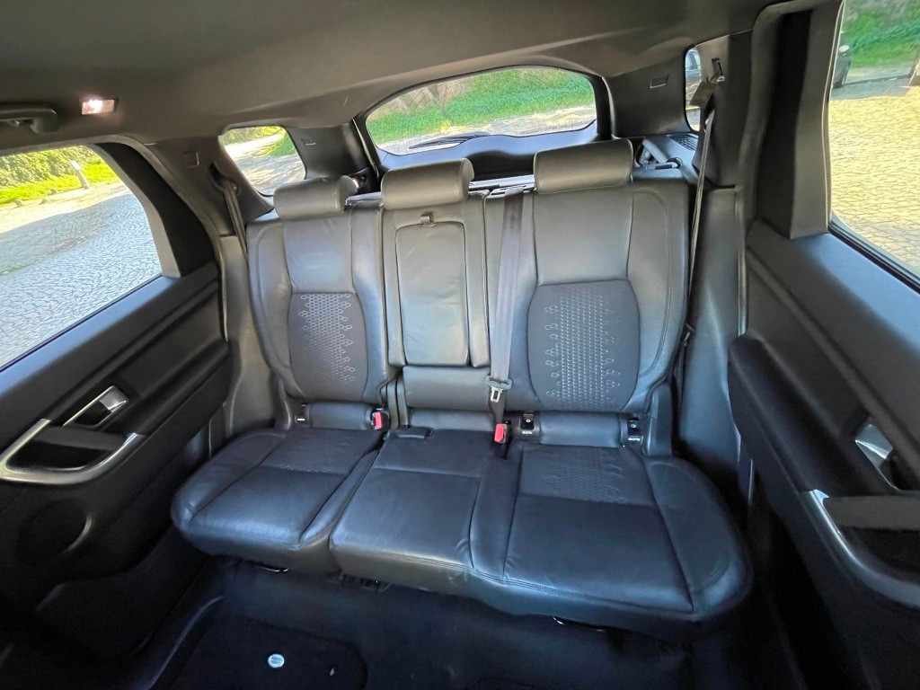 land-rover-discovery-sport-2-0-td4-2018-diesel-1999cc