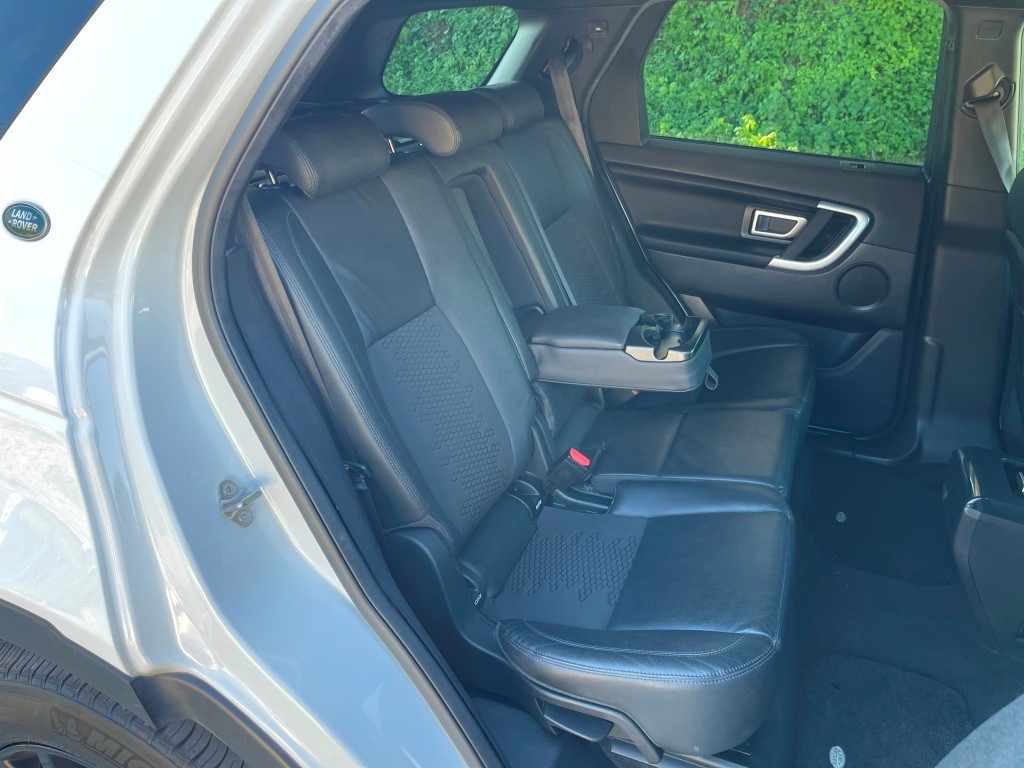 land-rover-discovery-sport-2-0-td4-2018-diesel-1999cc
