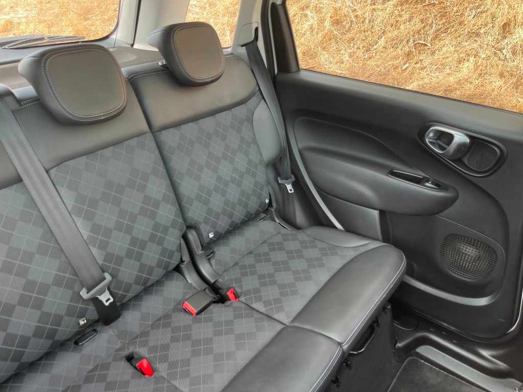 fiat-500l-1-3-multijet-2018-diesel-1248cc