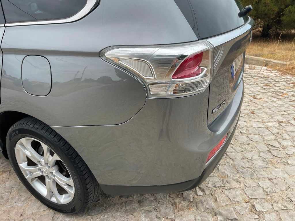 mitsubishi-outlander-2-2-di-d-2013-diesel-2268cc