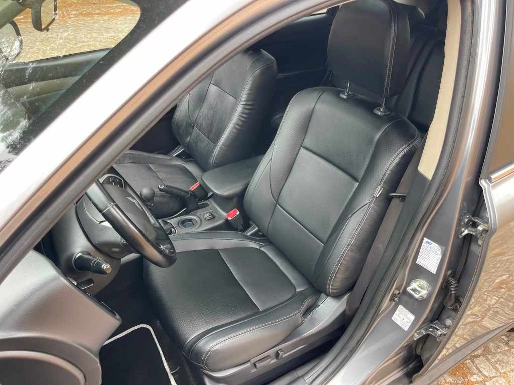 mitsubishi-outlander-2-2-di-d-2013-diesel-2268cc