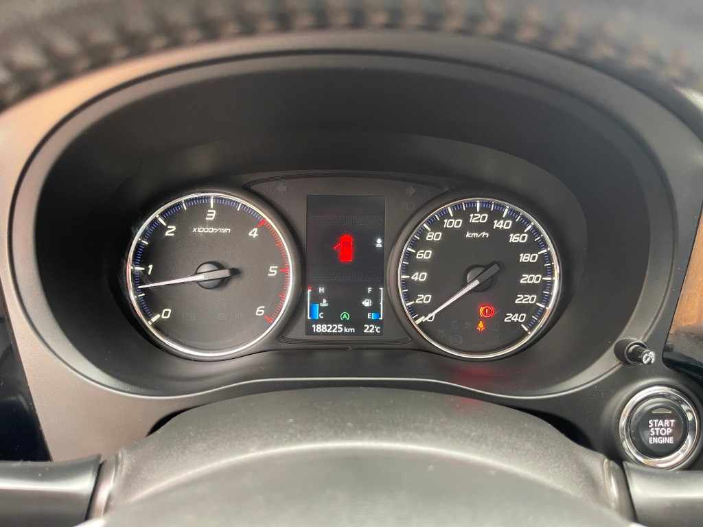 mitsubishi-outlander-2-2-di-d-2013-diesel-2268cc