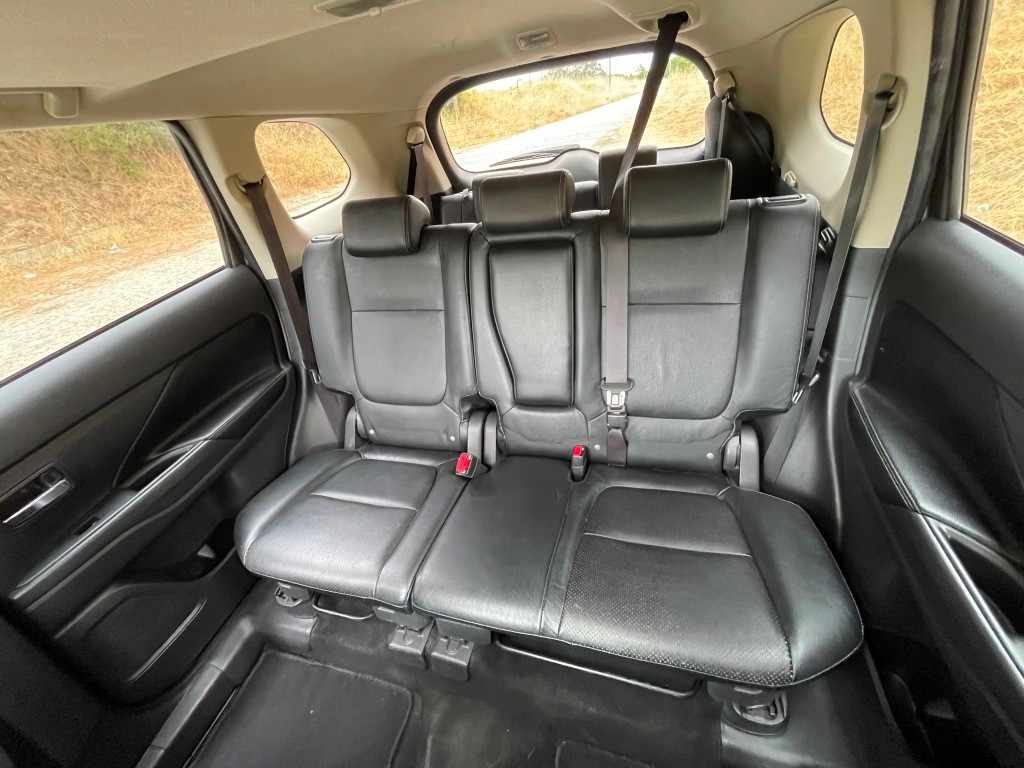 mitsubishi-outlander-2-2-di-d-2013-diesel-2268cc