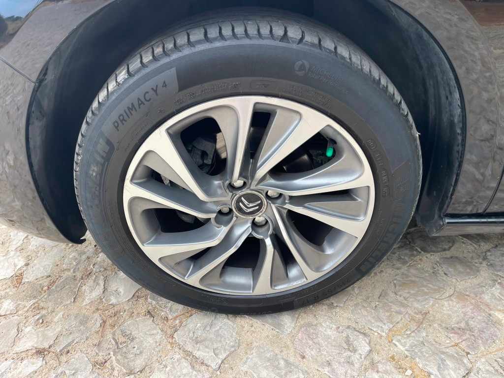 citroen-ds-4-1-6-e-hdi-airdream-2011-diesel-1560cc