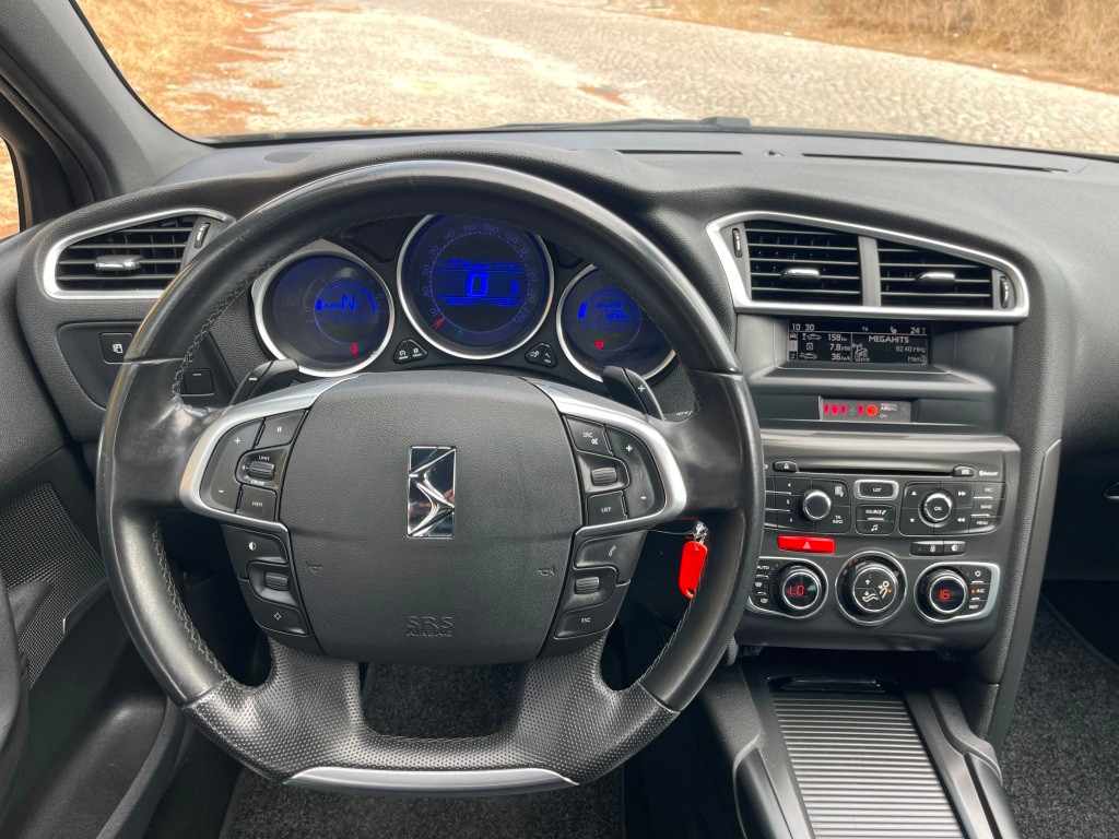 citroen-ds-4-1-6-e-hdi-airdream-2011-diesel-1560cc