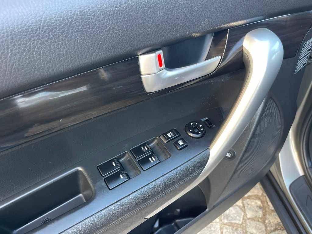 kia-sorento-2-2-crdi-2010-diesel-2199cc