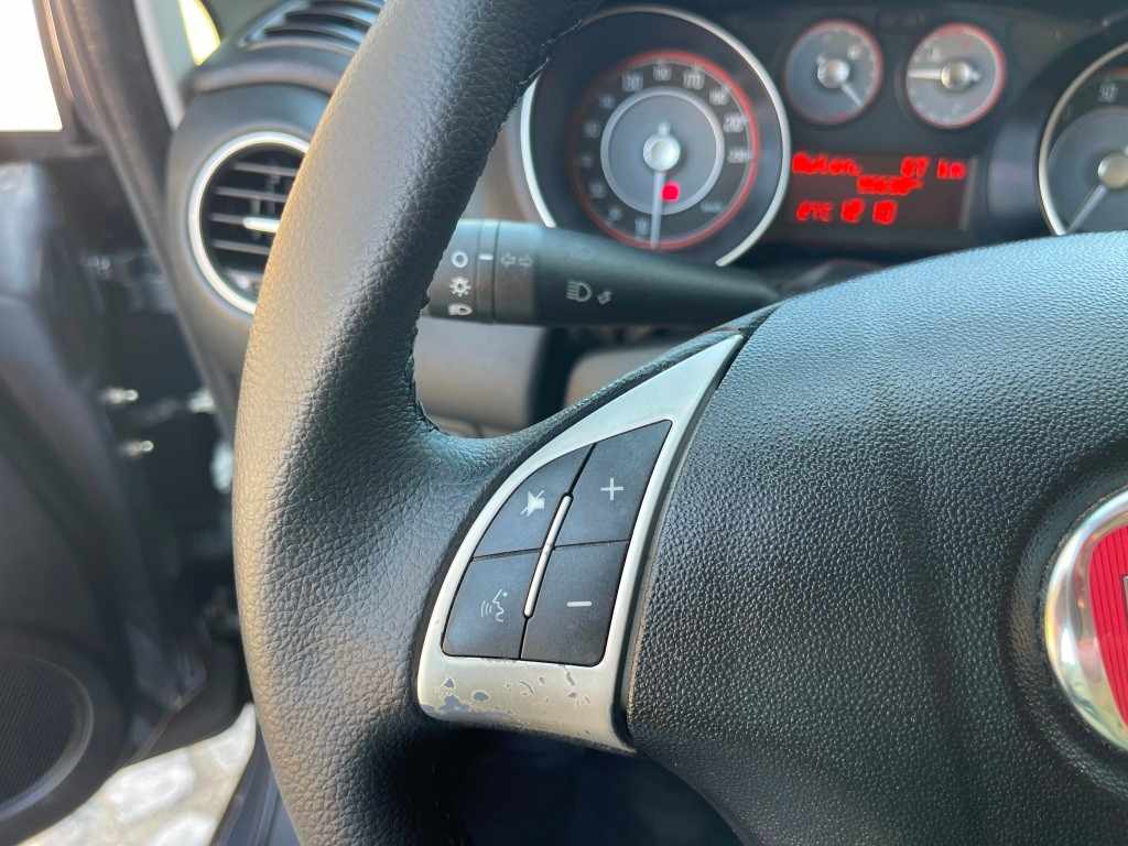 fiat-punto-1-2-ss-2013-gasolina-1242cc