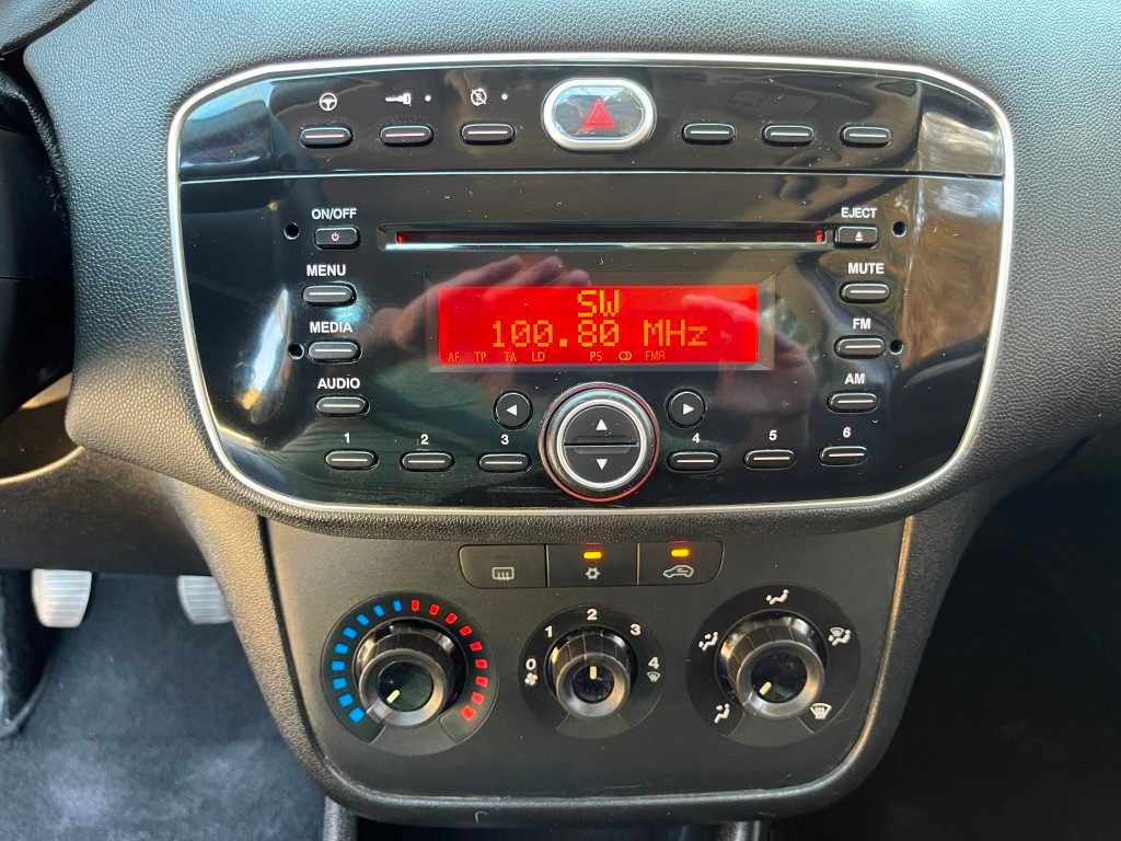 fiat-punto-1-2-ss-2013-gasolina-1242cc