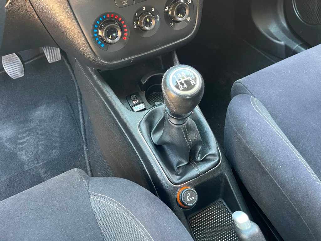 fiat-punto-1-2-ss-2013-gasolina-1242cc
