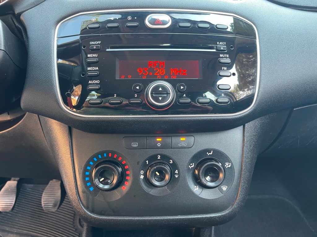 fiat-punto-1-3-multijet-2014-diesel-1248cc