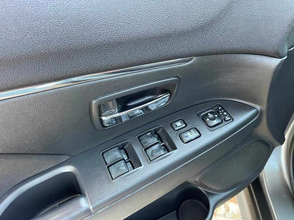 mitsubishi-asx-1-8-di-d-2014-diesel-1798cc