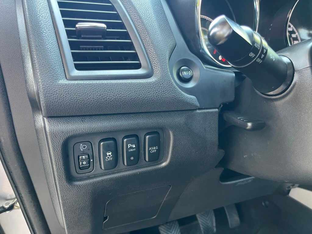 mitsubishi-asx-1-8-di-d-2014-diesel-1798cc
