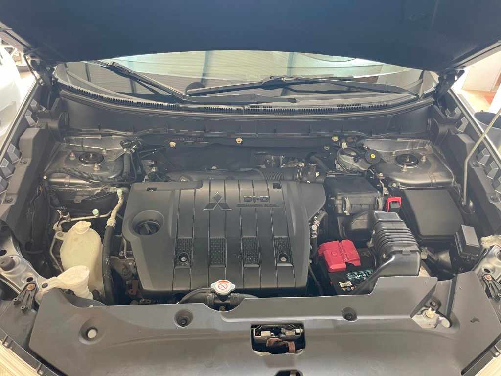mitsubishi-asx-1-8-di-d-2014-diesel-1798cc