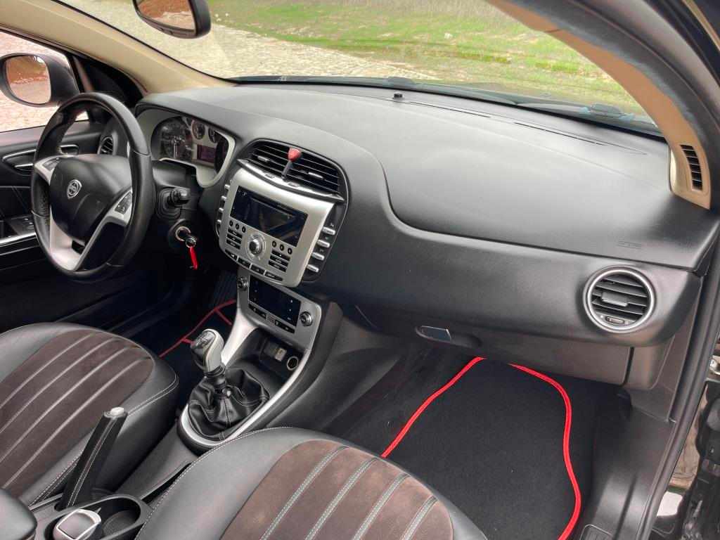 lancia-delta-1-6-2010-diesel-1598cc