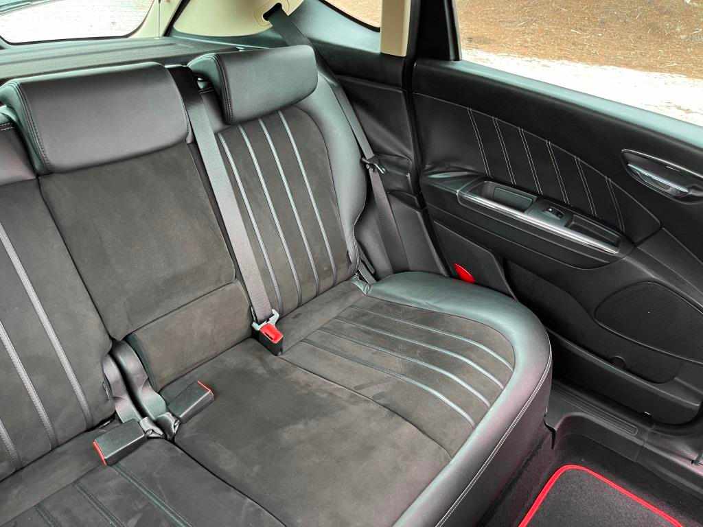 lancia-delta-1-6-2010-diesel-1598cc