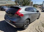 volvo-v40-cross-country-2019-diesel-1969cc