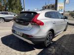 volvo-v40-cross-country-2017-diesel-1969cc