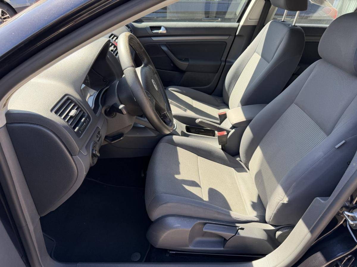 volkswagen-golf-variant-2009-diesel-1896cc