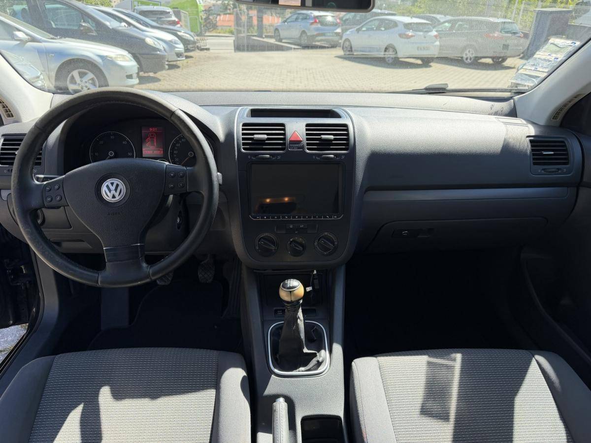 volkswagen-golf-variant-2009-diesel-1896cc