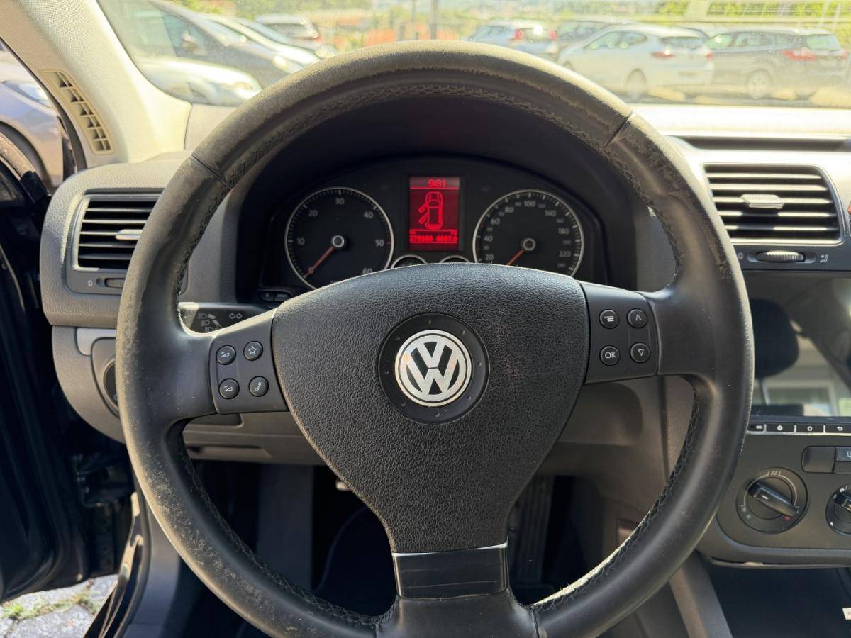 volkswagen-golf-variant-2009-diesel-1896cc