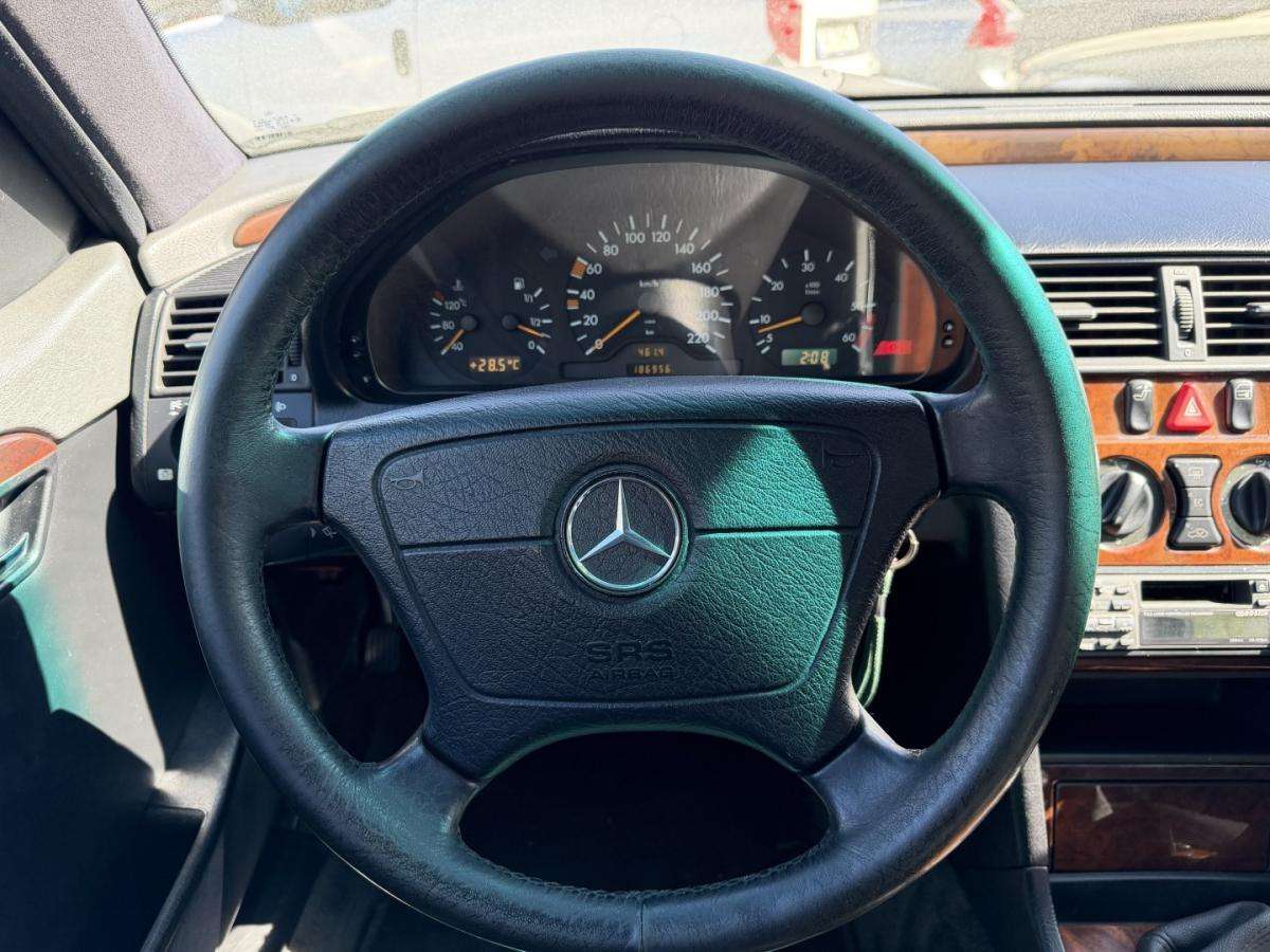 mercedes-benz-classe-c-1996-diesel-2155cc