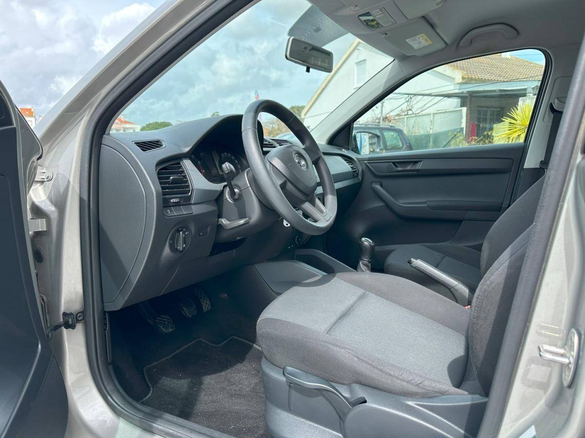 skoda-fabia-2017-gasolina-999cc