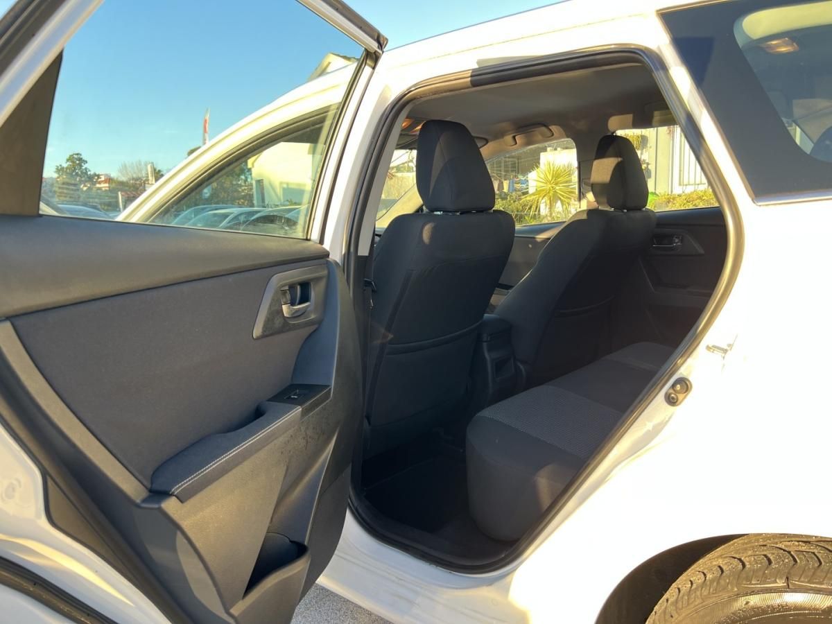 toyota-auris-2012-diesel-1998cc