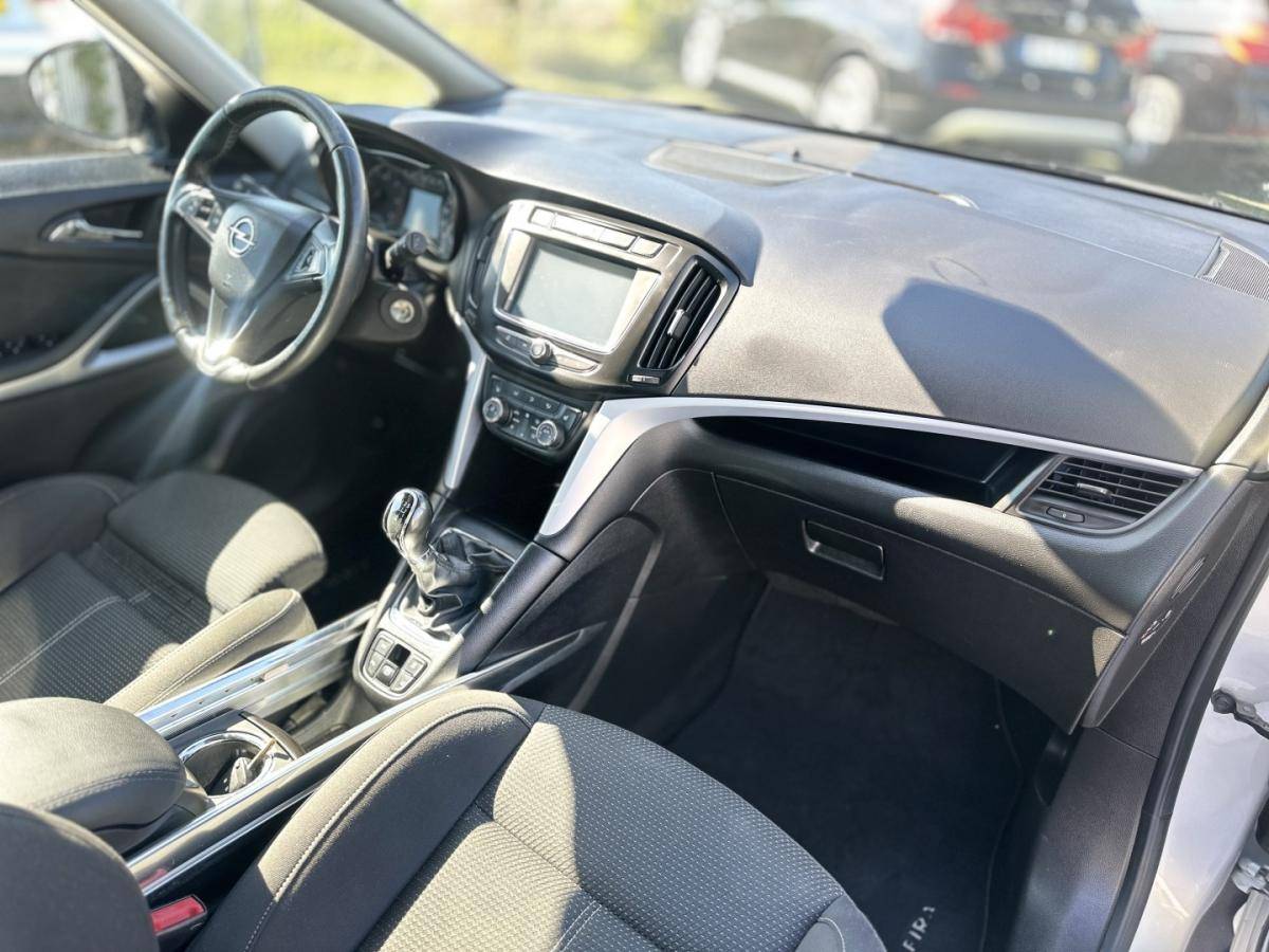 opel-zafira-2019-diesel-1598cc