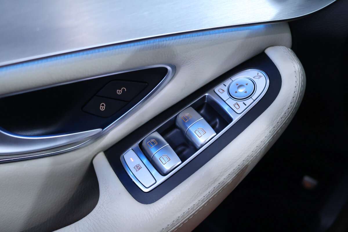mercedes-benz-classe-c-c-350-e-2016-gasolina-1991cc