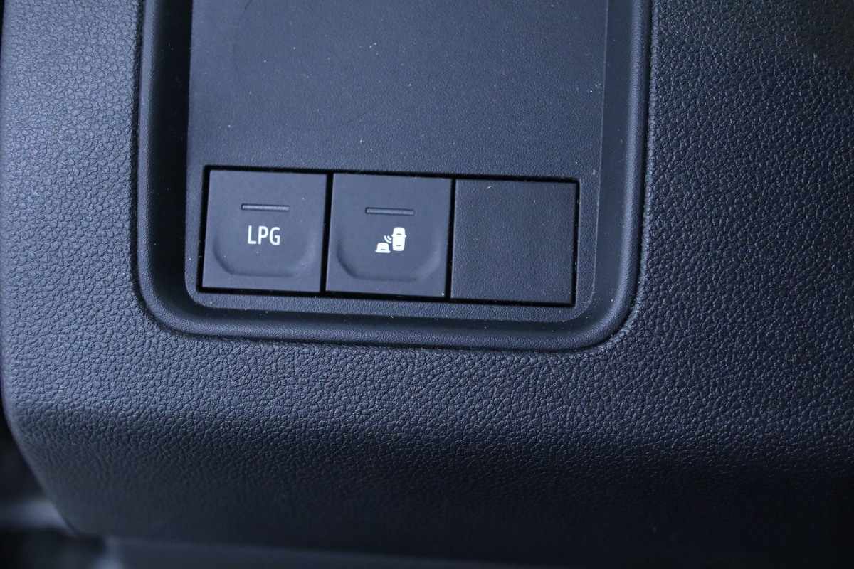 dacia-duster-1-0-tce-2023-gasolina-999cc