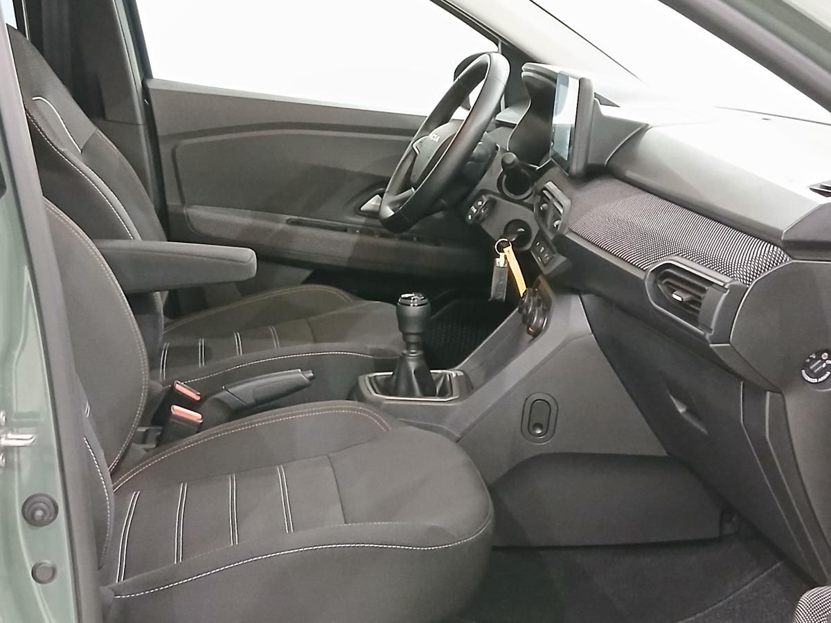dacia-sandero-1-0-tce-2024-gasolina-999cc