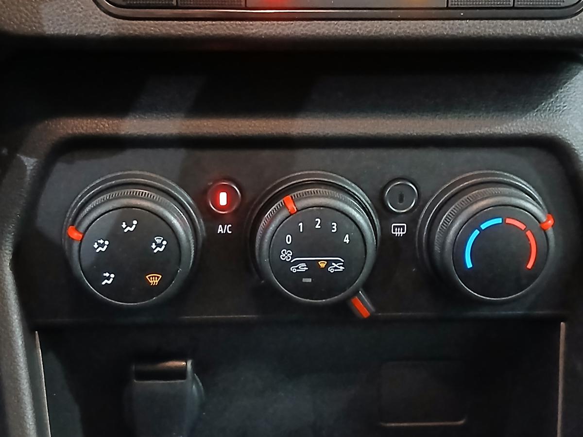 dacia-sandero-1-0-tce-2024-gasolina-999cc
