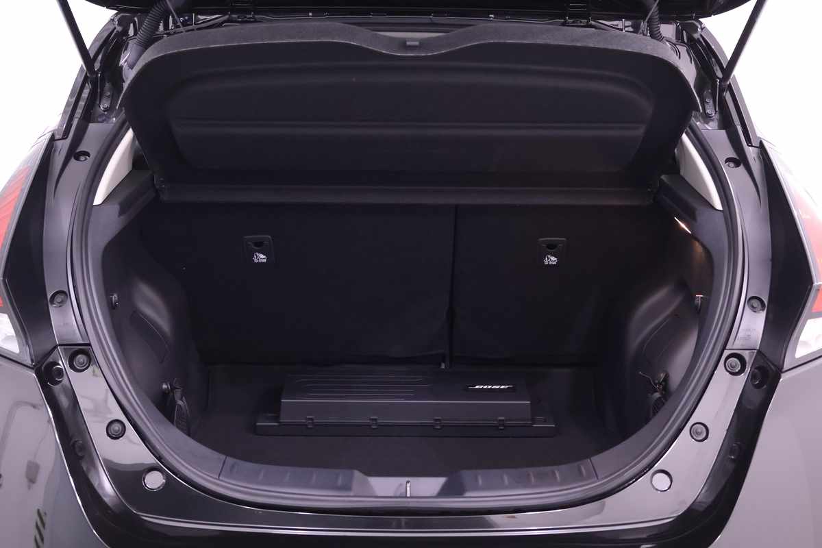 nissan-leaf-40-kwh-2023-eletrico