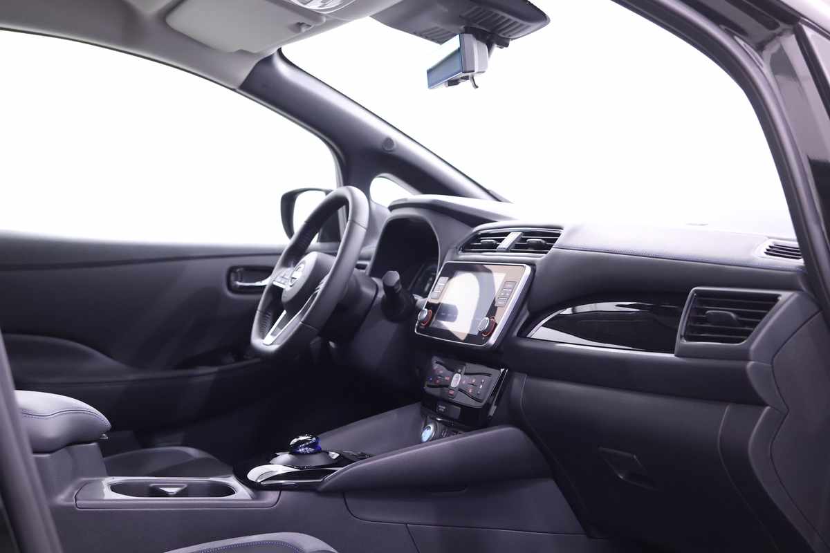 nissan-leaf-40-kwh-2023-eletrico