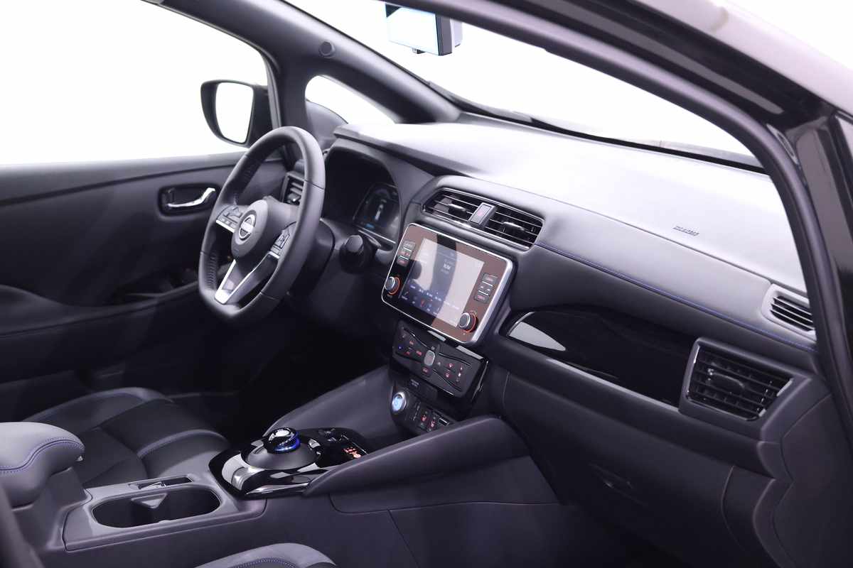 nissan-leaf-40-kwh-2023-eletrico