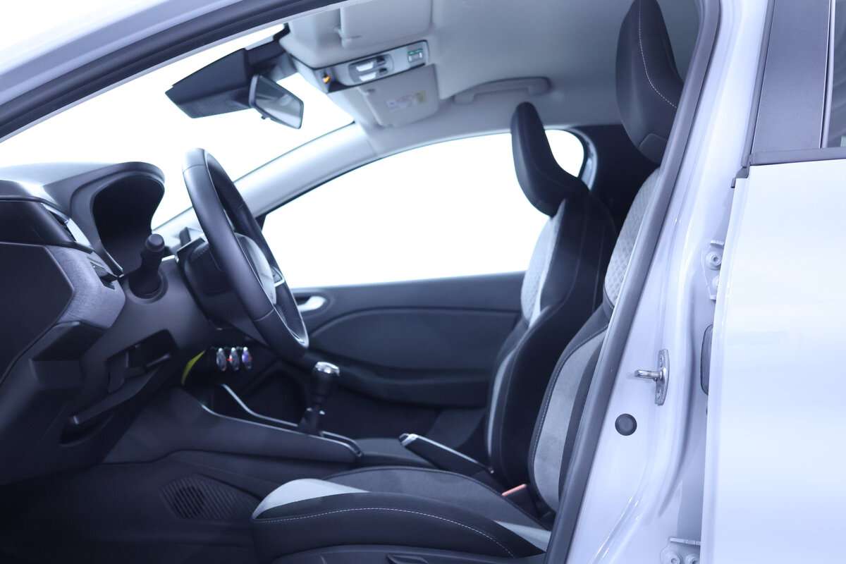 renault-clio-1-0-tce-2024-gasolina-999cc