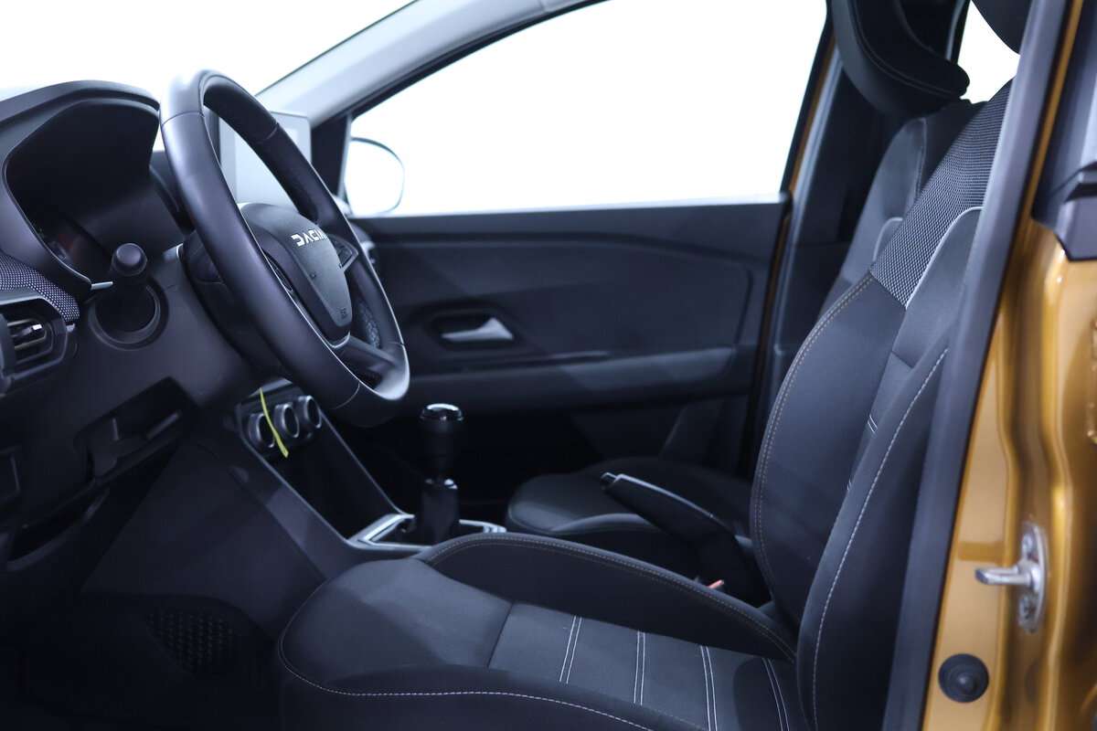 dacia-sandero-1-0-tce-2024-gasolina-999cc